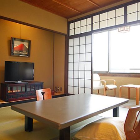 קובה Choraku Ryokan מראה חיצוני תמונה
