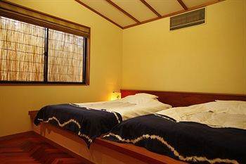 קובה Choraku Ryokan מראה חיצוני תמונה